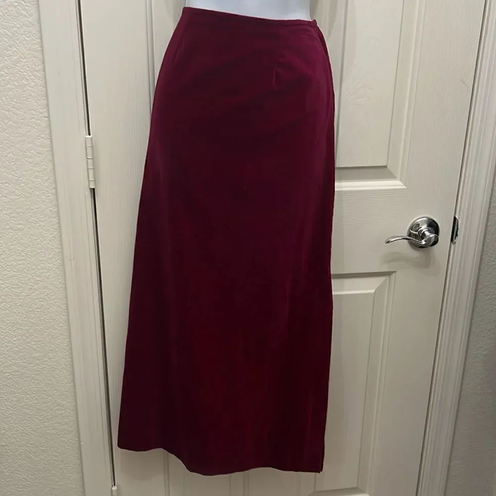 Claybrooke Maxi Skirt Sz 10 Burgundy Red 💯% Cotton Velv Feel Vintage Hong Kong